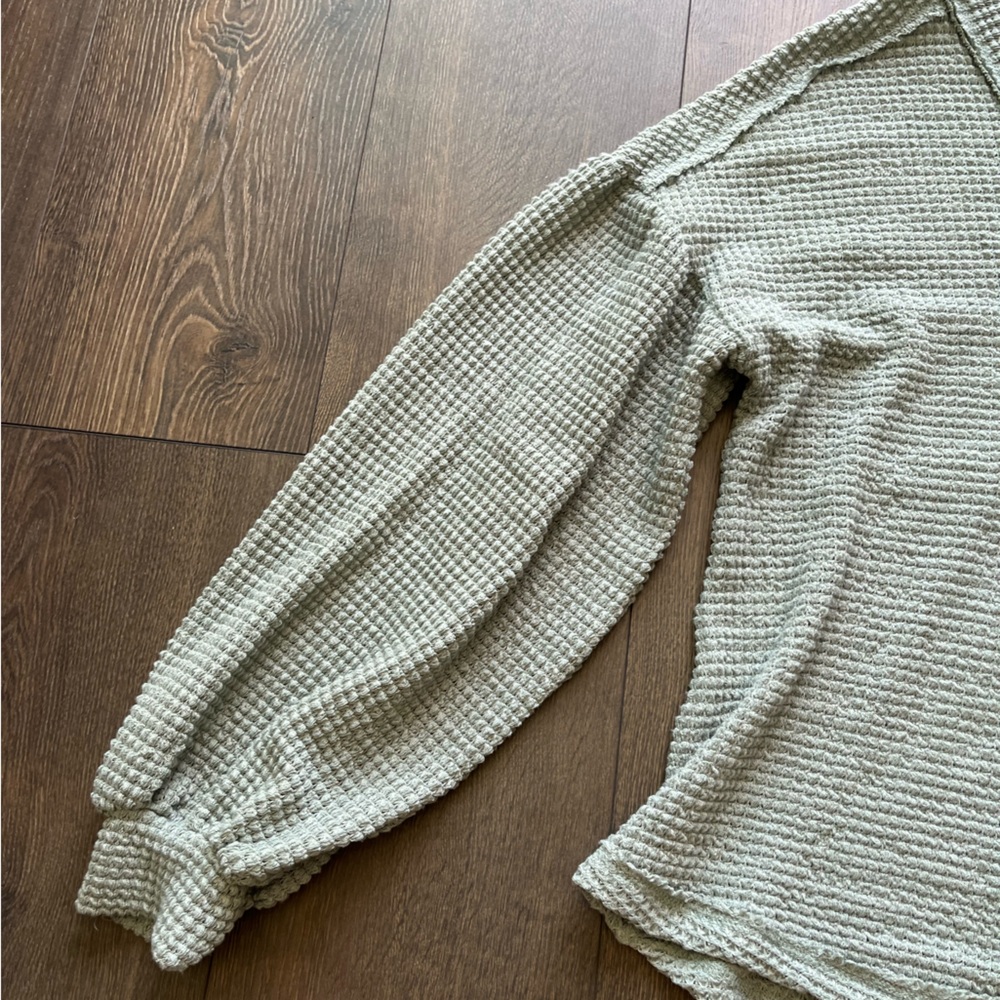 Love Riche sweater - Picture 3 of 8